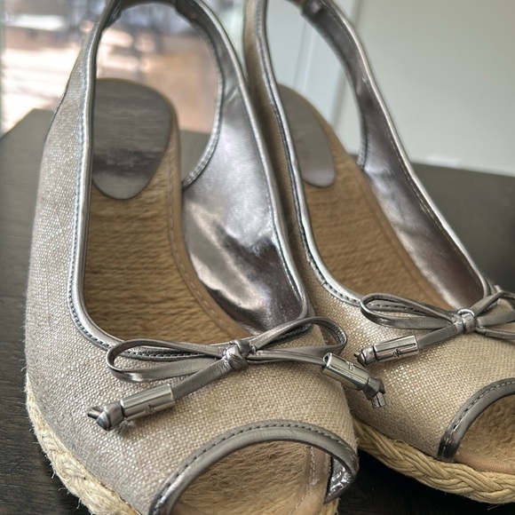 Ralph Lauren Camille Wedges ⭐️✨ Size 6.5B - Picture 3 of 9